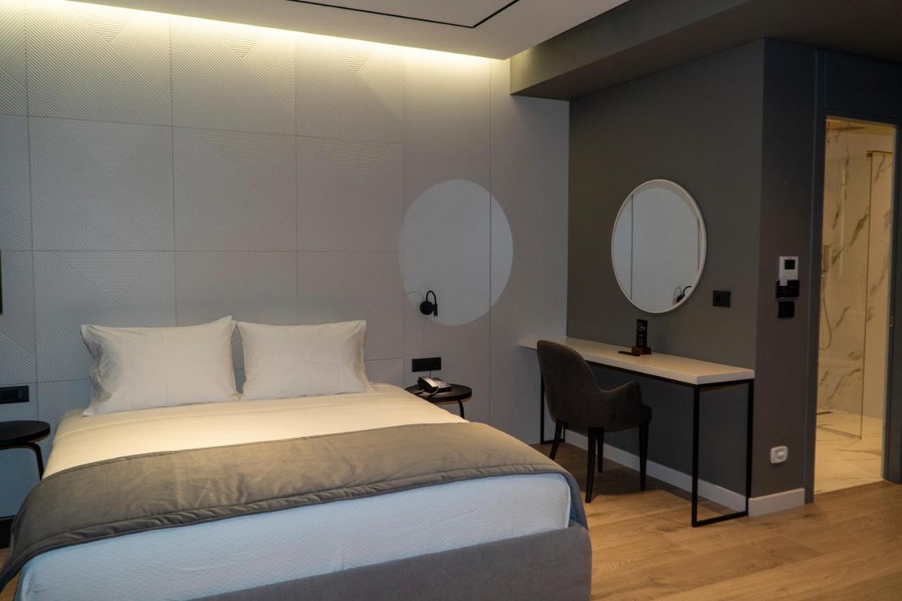 Center Hotel Sarande Exterior photo